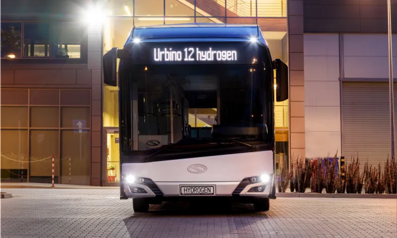 Solaris Delivers 10 Hydrogen Buses to the Czech Republic